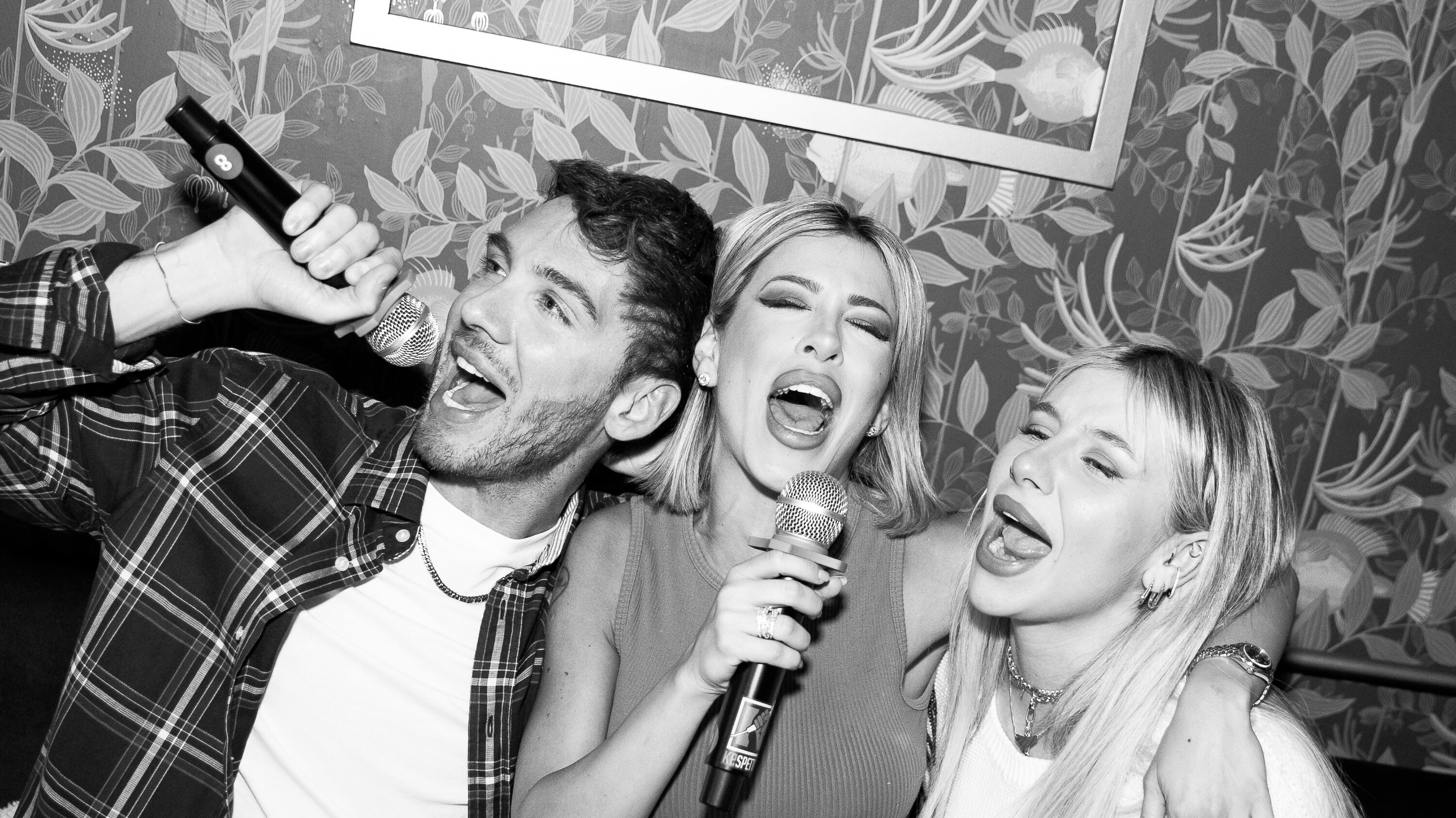 Kespettacolo con karaoke e musica al Diaz 7 Milano