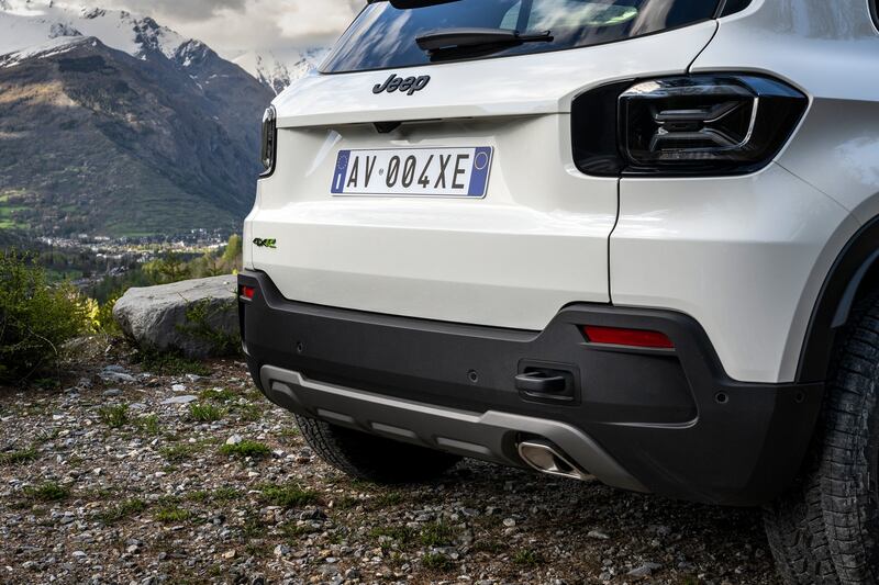Jeep Avenger 4xe, guarda la gallery 7
