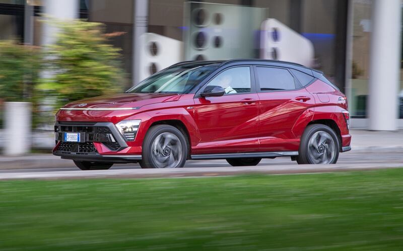 Nuova Hyundai Kona 2023, guarda tutte le immagini 7