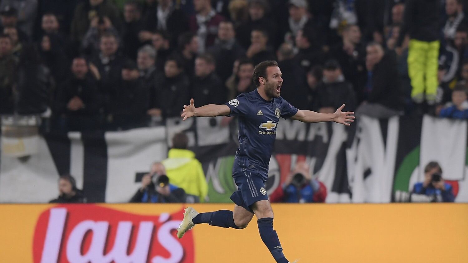 La Juventus domina ma perde nel finale: lo United si impone 2-1