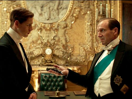 The King's Man - Le origini. Il (vero) dettaglio sul nonno della Regina Elisabetta che forse non avete notato