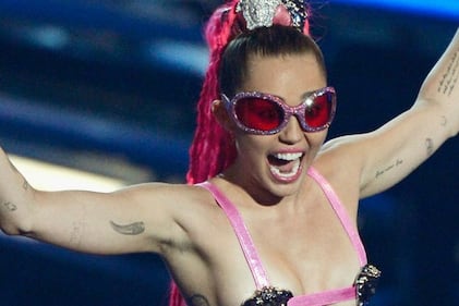 Miley Cyrus nuda su Instagram 28