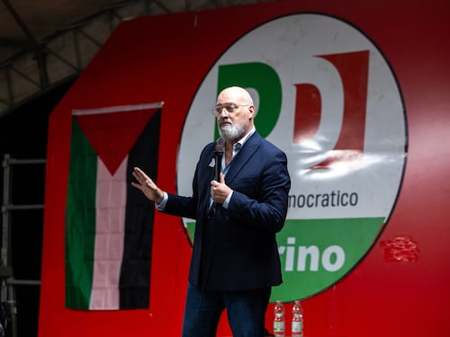 Attentato di Modena, il Pd assolve El Koudri. E i riformisti si sfilano dall’allarme di Renzi