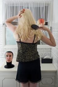 Quanto soffrono le donne: le foto-denuncia di Jessica Ledwich 10