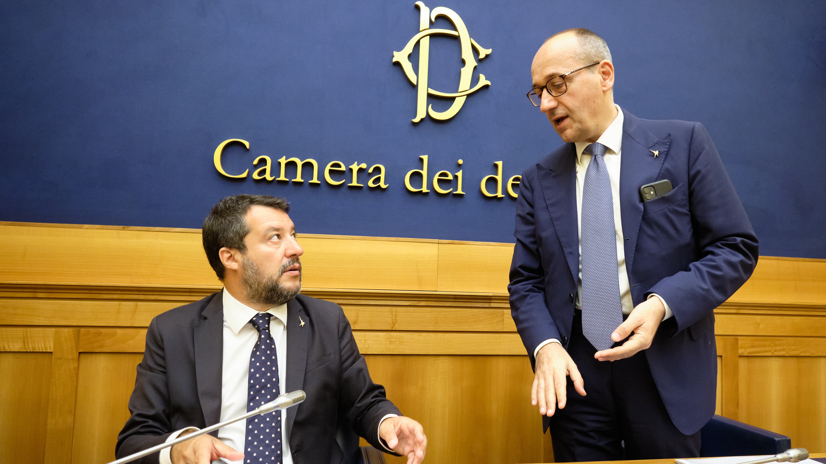 "La delega fiscale è una patrimoniale". Salvini alza i toni contro il governo