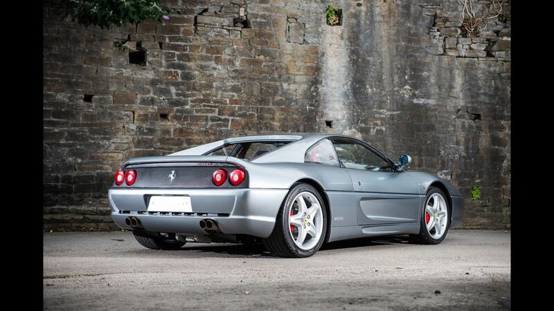 Ferrari F355, guarda tutte le foto 5