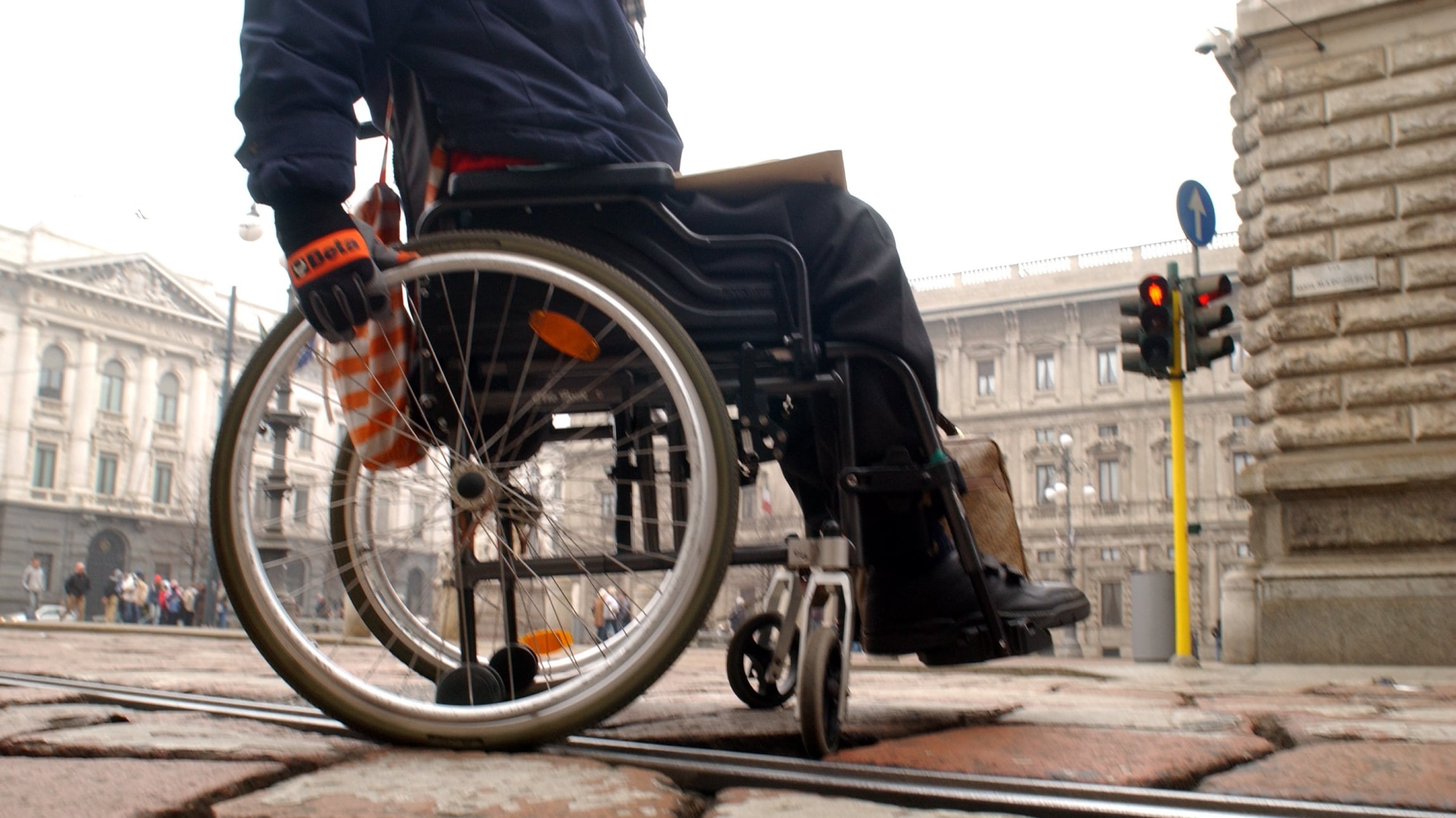 La Milano del sindaco Sala non è inclusiva: "Noi anziani siamo abbandonati"