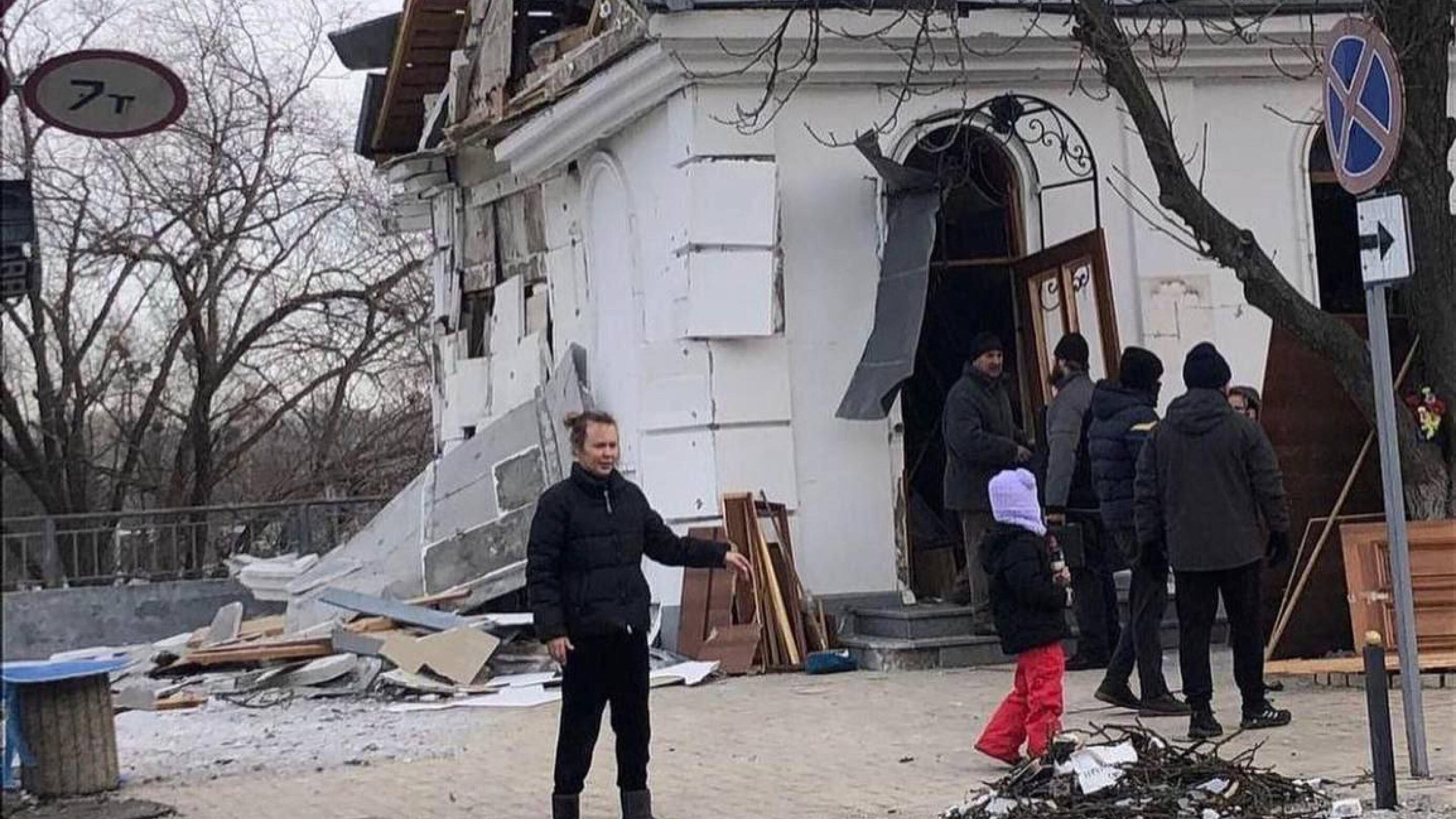 La navi russe prendono di mira Odessa: pioggia di missili a Sud