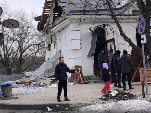 La navi russe prendono di mira Odessa: pioggia di missili a Sud