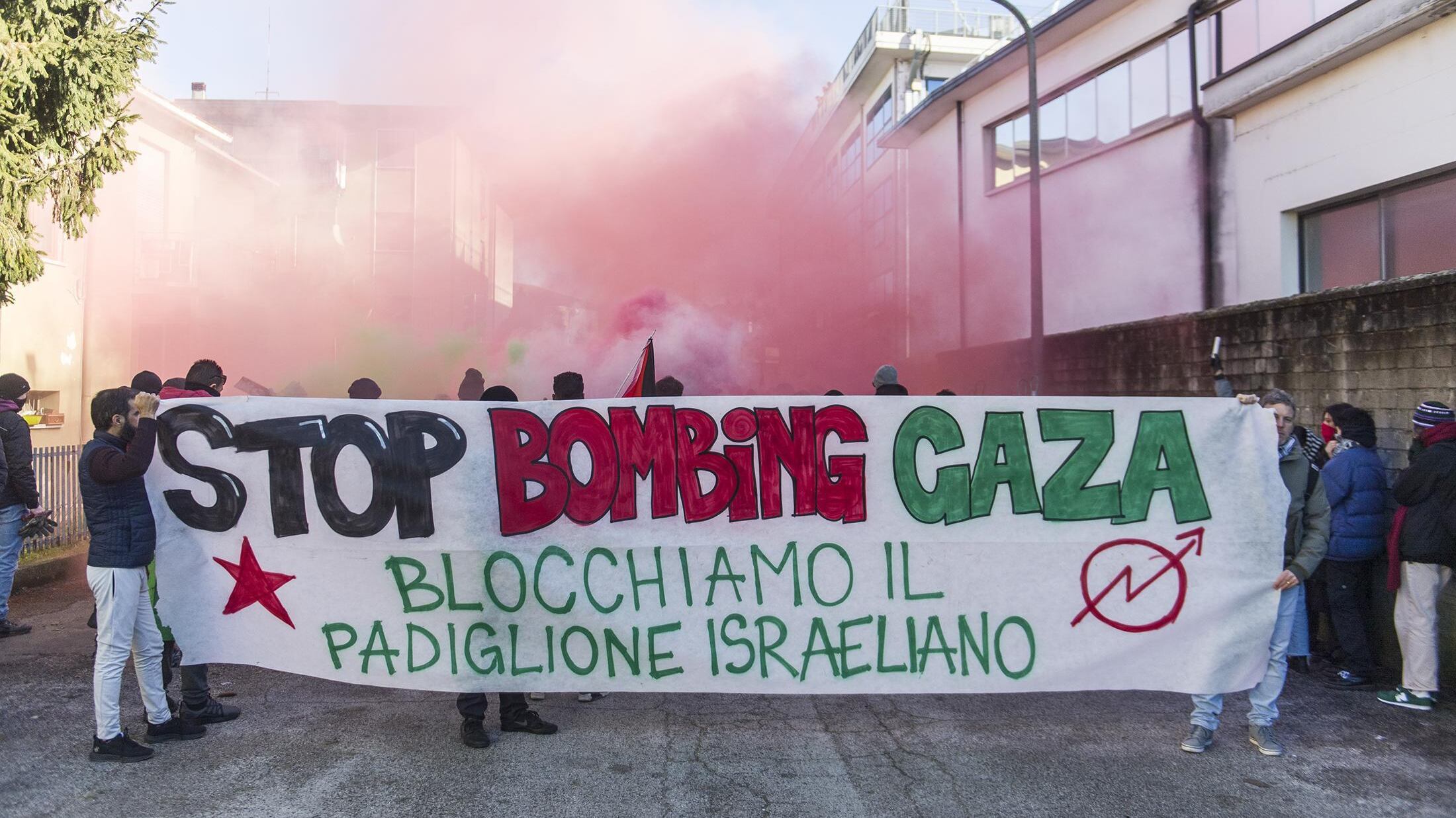 Si spacca il fronte pro-Gaza. La rabbia dei Giovani Palestinesi: "Non ci fermeranno"