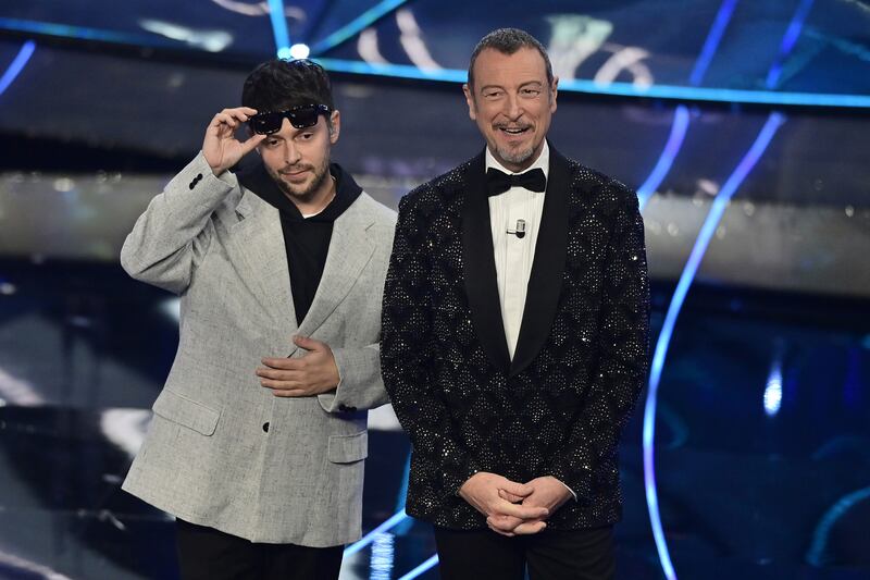 Sanremo 2024: ecco il look della finalissima del Festival di Gazzelle 2