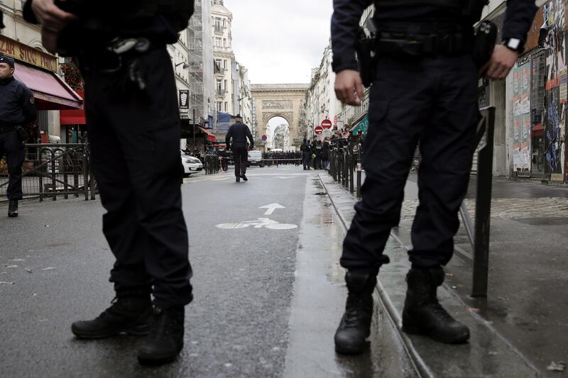 Sparatoria a Parigi 2
