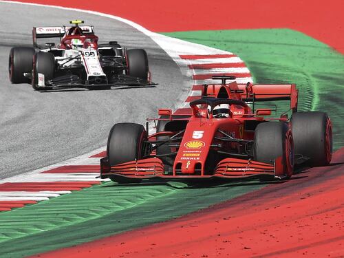 Davanti c'è solo Bottas. La Ferrari ringrazia il Principino ed Hamilton