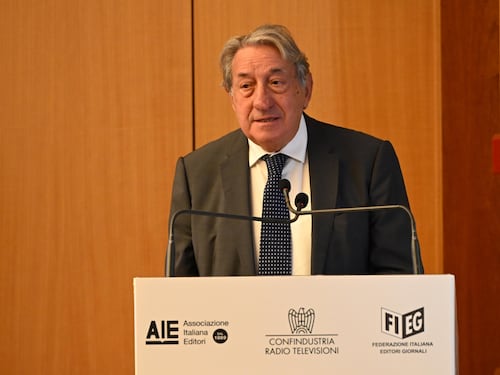 Articolo 21: il diritto di sapere. Radio, tv, giornali e libri per la prima volta insieme: “Regole chiare per Big Tech e IA, a difesa dell’informazione e della cultura”