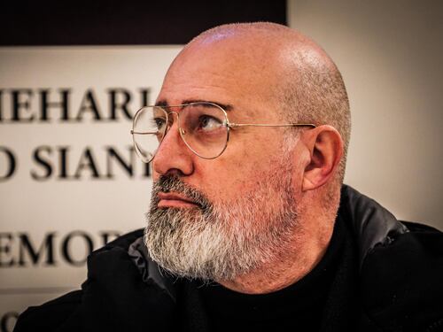 Bonaccini rivendica l'orgoglio comunista: "Io sono fiero di essere un ex Pci". E il Pd vira a sinistra