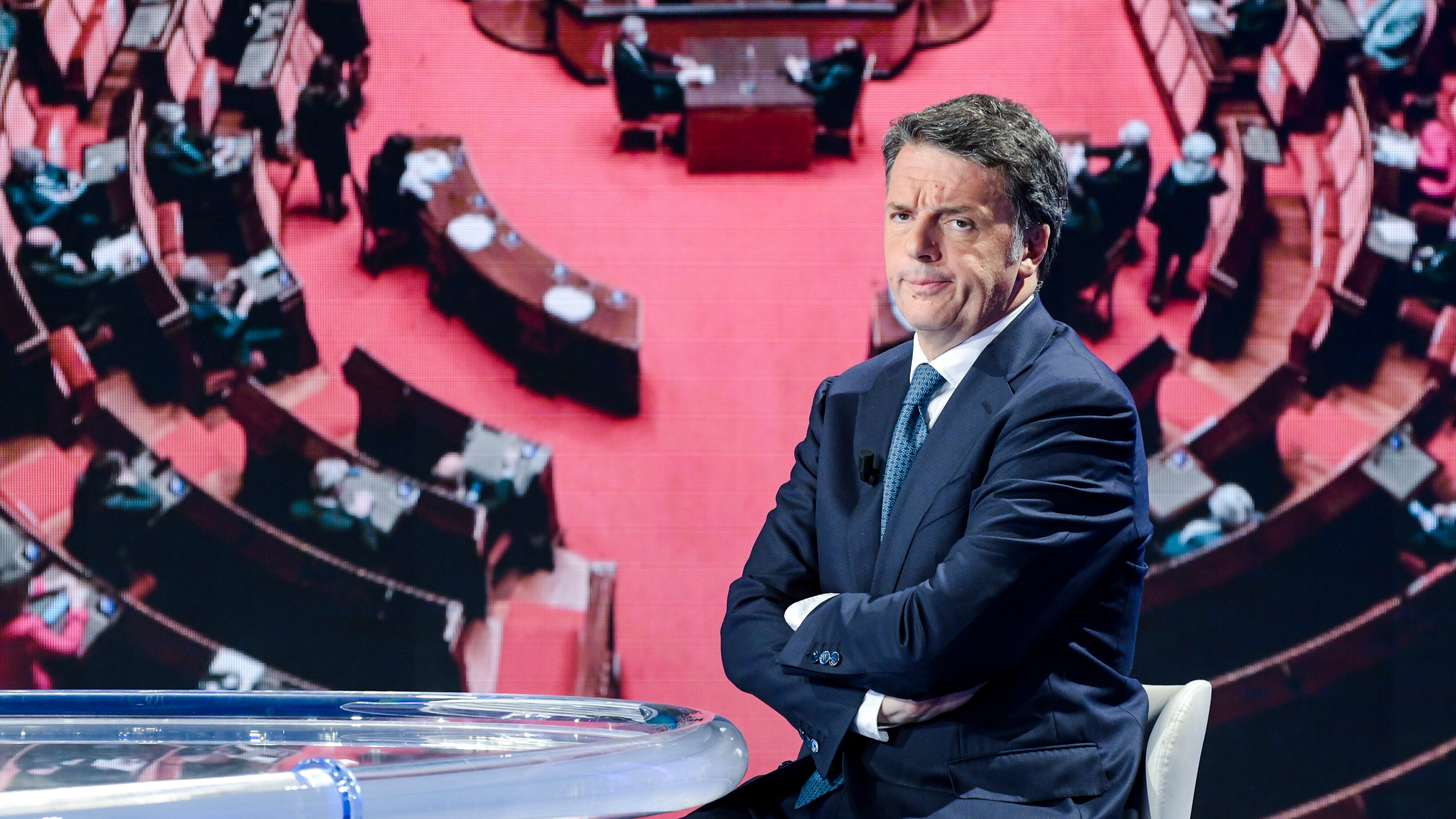 "I sindaci del Pd hanno una risposta ma dall'altra parte politica". Renzi sferza i dem sull'abuso di ufficio