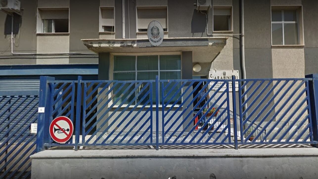 Eboli, imprenditore aggredito con pistola e rapinato di 1000 euro