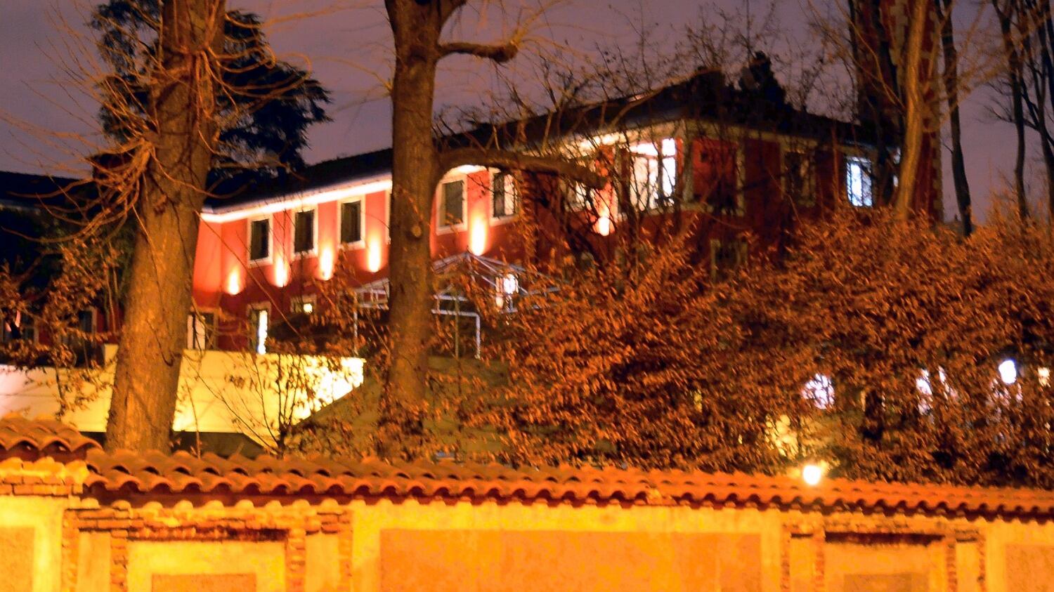 Ossa nel muro della villa: la pista della "lupara bianca"
