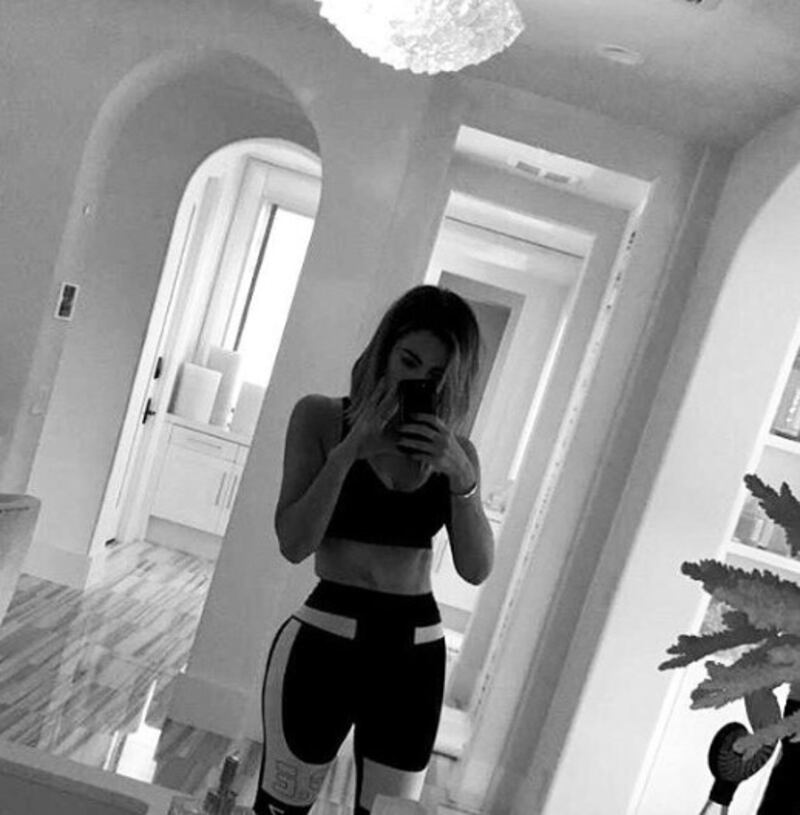 Khloe Kardashian super hot 12