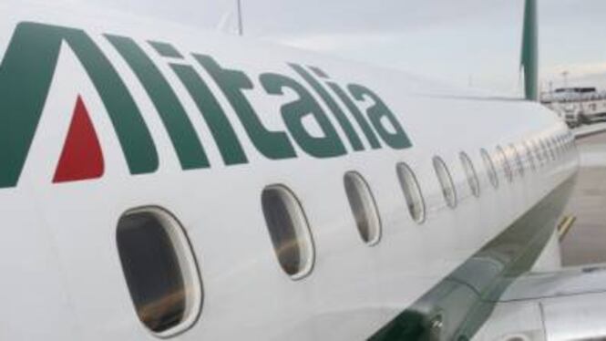 Per Alitalia nuovo prestito da 350 milioni per 6 mesi