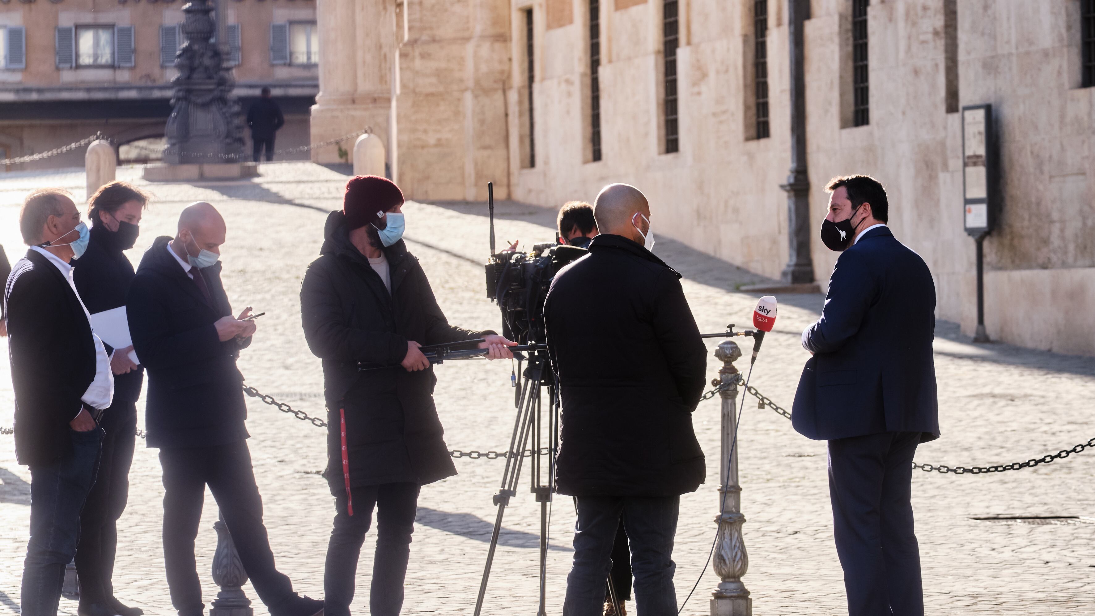 Faccia a faccia Pd-Lega. L'incontro Salvini-Letta: che cosa si sono detti