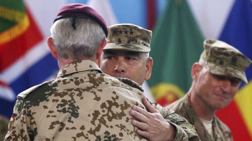 Kabul, la Nato dà l'addio all'Afghanistan 6