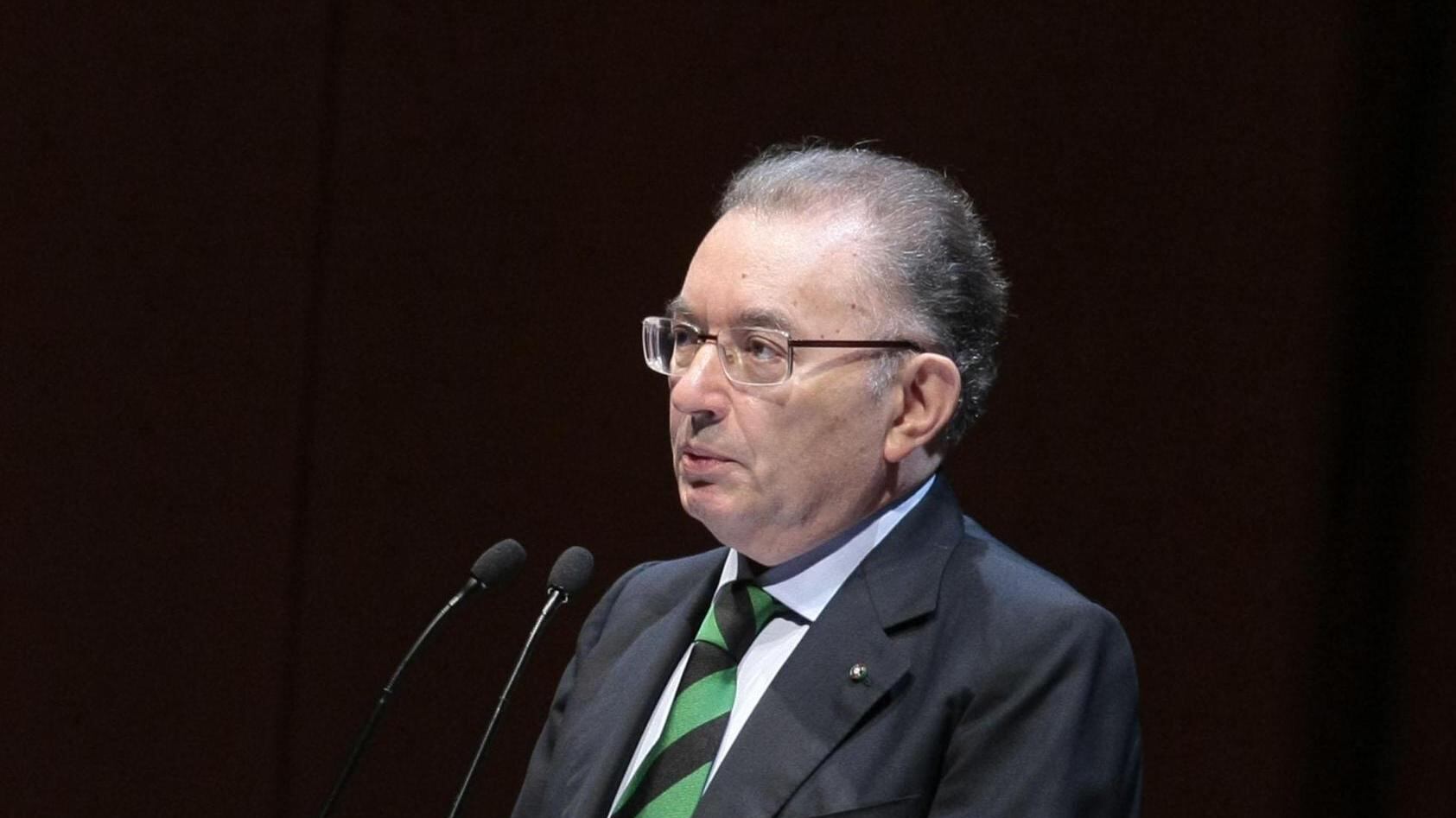 E Squinzi avverte: «Il fisco ci punisce Nord nel baratro»