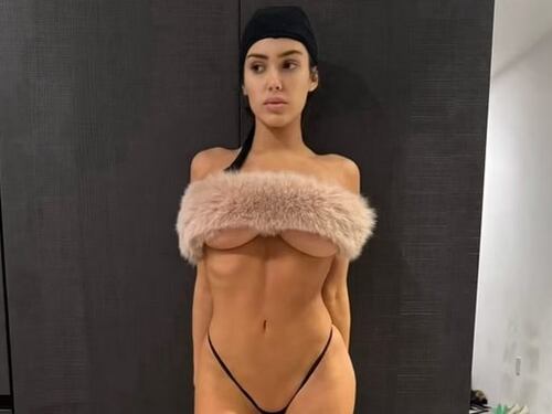 Bianca Censori in pose hot: bufera su Kanye West