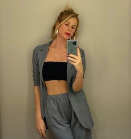 Alessia Marcuzzi, ricami seducenti sui social 11