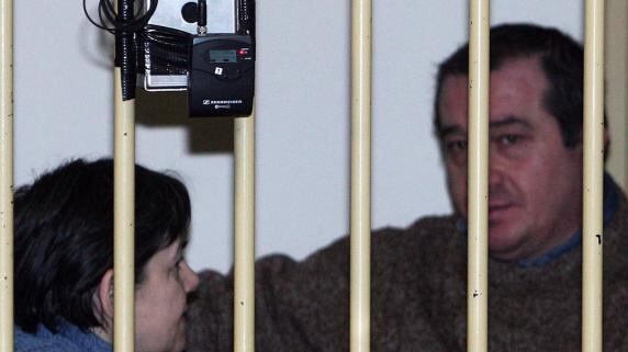 Strage di Erba, lo scoop delle Iene che smonta la prova chiave: "Ho visto Olindo e Rosa quella sera"