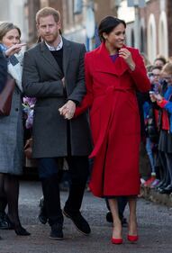 Meghan Markle in rosso per un poeta: foto 7