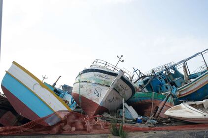Le carrette della speranza abbandonate a Pozzallo 2