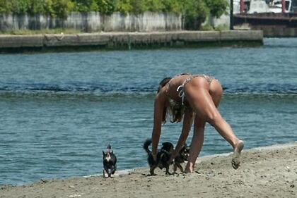Rosy Dilettuso super hot: topless a Forte dei Marmi 5