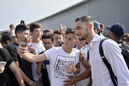 Juventus, visite mediche per De Sciglio: le foto 7