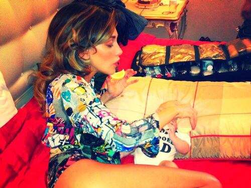 Belen, donna e mamma sexy