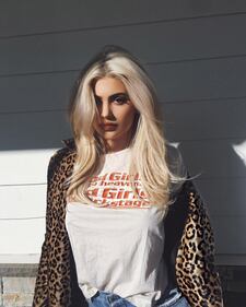 Kylie Jenner, lato b esplosivo in spiaggia 21
