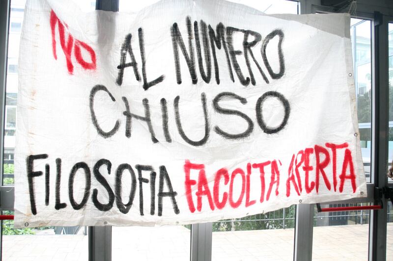 Il presidio di protesta degli studenti 4