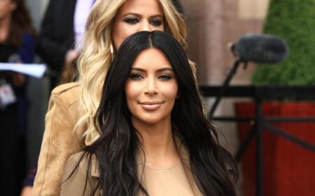Kim Kardashian e la sorella Khloe litigano per chi è più famosa: "tu hai un complesso d'inferiorità" 12