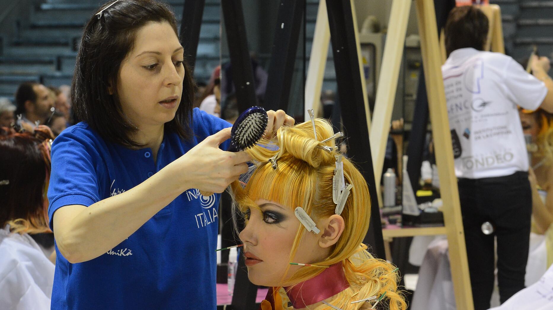 Acconciature per stupire: hair stilyst in gara a InterCharm per il Campionato del mondo