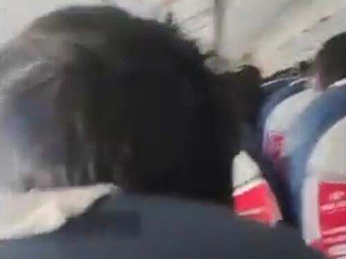 I sorrisi, poi il boato e le fiamme: l’ultimo minuto a bordo dell’aereo caduto in Nepal