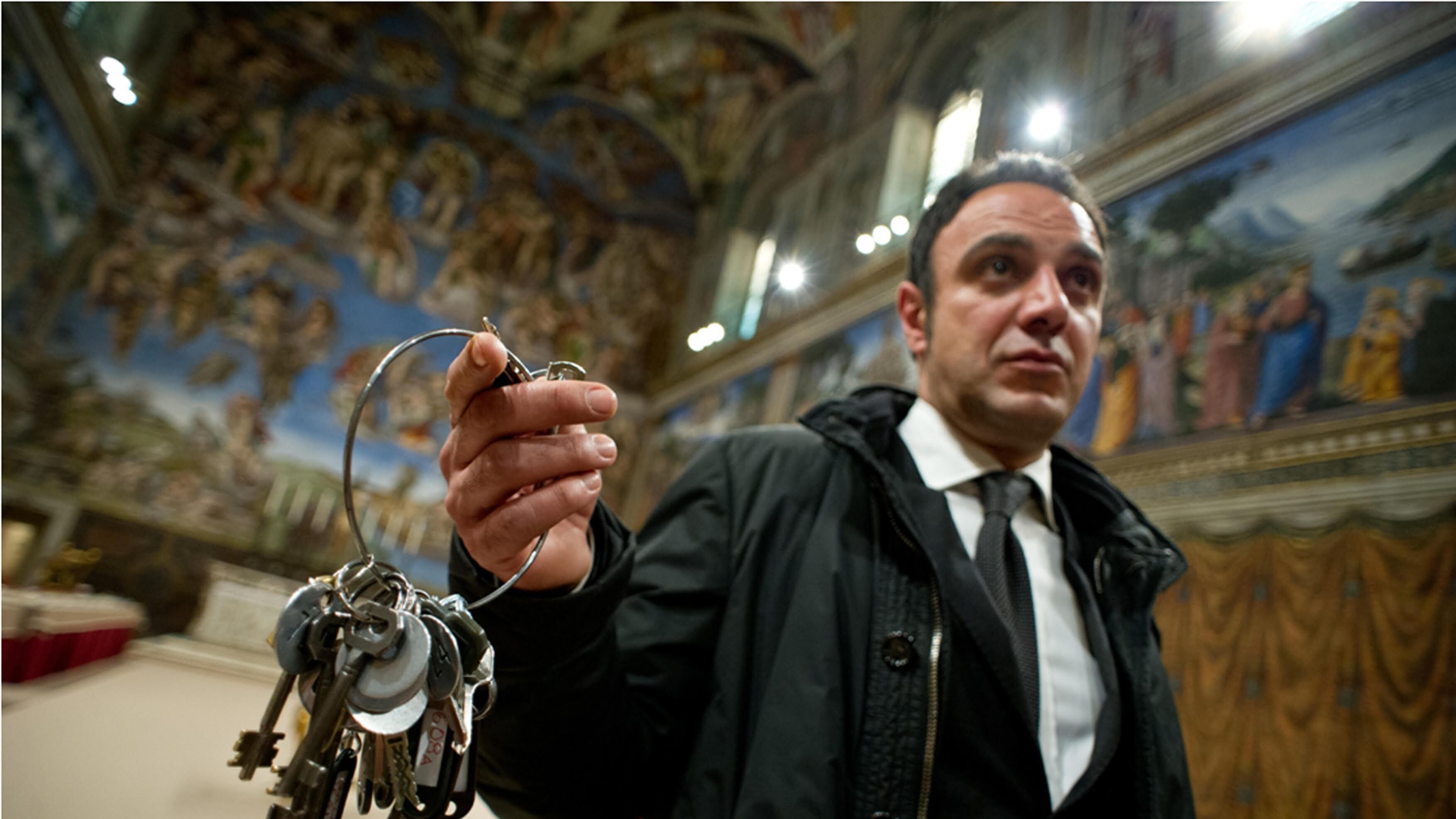 L'uomo dalle tremila chiavi che apre le porte vaticane