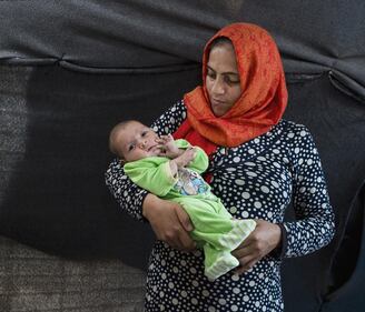 Quei bambini nati nel campo profughi di Idomeni 7