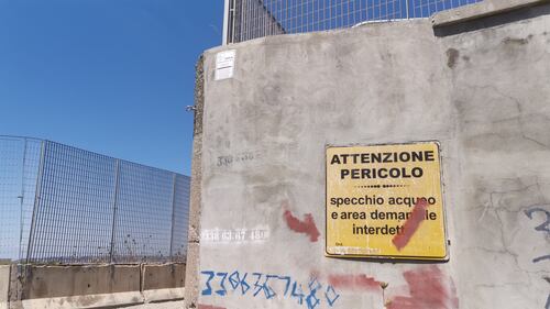Napoli, il mare negato di San Giovanni a Teduccio 1