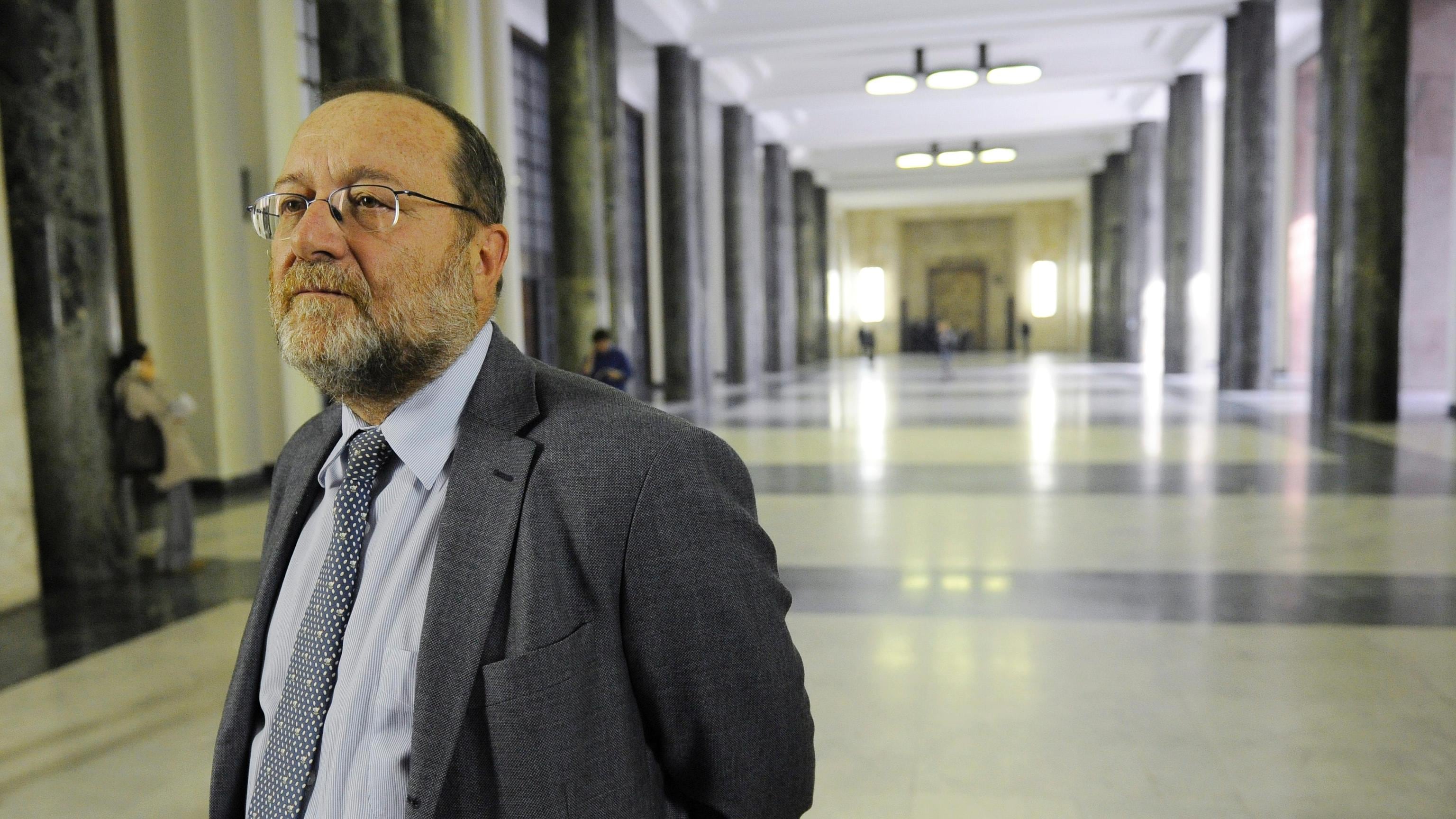 Due consiglieri del Csm chiedono il trasferimento di Robledo