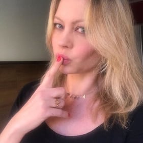 Anna Falchi sexy su Instagram: gli scatti dell'attrice tifosa della Lazio 9