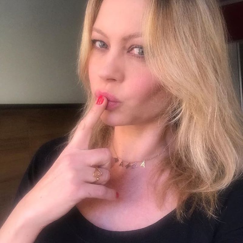 Anna Falchi sexy su Instagram: gli scatti dell'attrice tifosa della Lazio 9