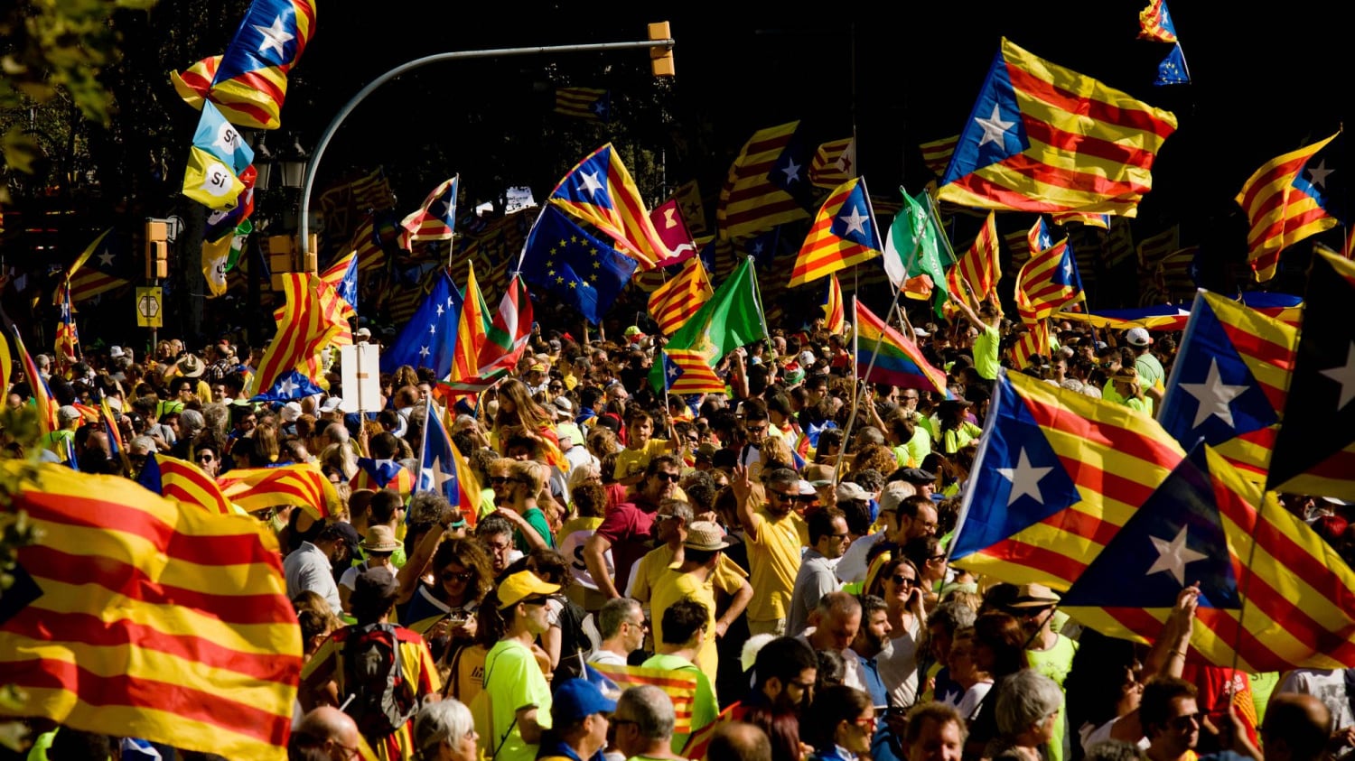Madrid ricorre contro legge catalana: "È una minaccia"