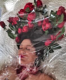 Naike Rivelli nuda per San Valentino 11