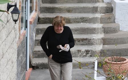 La Merkel a Ischia tra pilates e verdurine 5