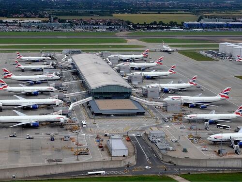 Gran Bretagna, arrestato all'aeroporto un presunto miliziano dell'Isis